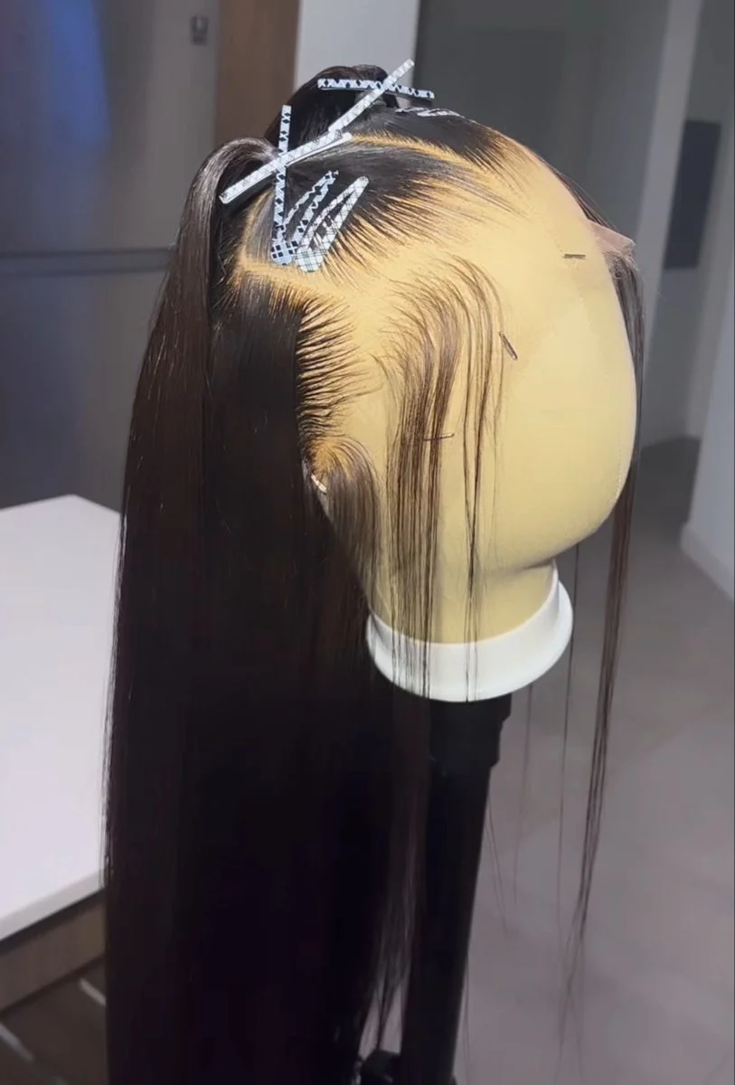 200% Full‑Bodied Brazilian Straight Human Hair Lace Wig, 13x4 13x6 HD Transparent Lace Front Wig, 5x5 Glueless Straight Wigs Pre‑Plucked Soft Baby Hair Realistic Natural Hairline for Black Women Daily & Glam Styling