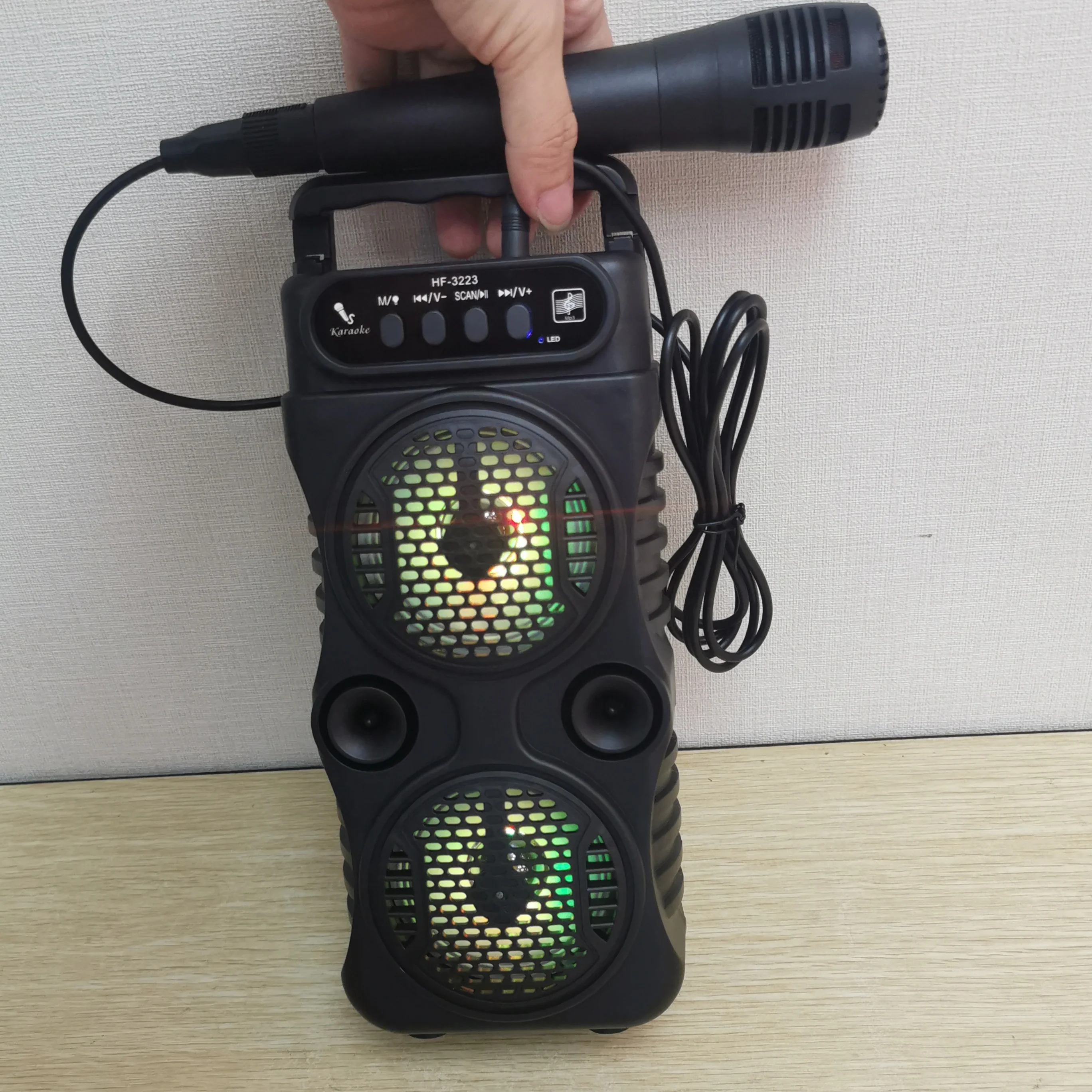 Портативная высокомощная аудитория Bluetooth-Колонка беспроводная домашняя караоке система с микрофоном уличный музыкальный центр сабвуфер PartyBox AUX