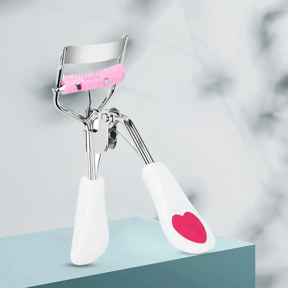 Useful Comfortable Grip Eyelash Clip Fitted Eye Shape Peach Heart Fan Shape Makeup Lash Lift Tool Good Curling Effect