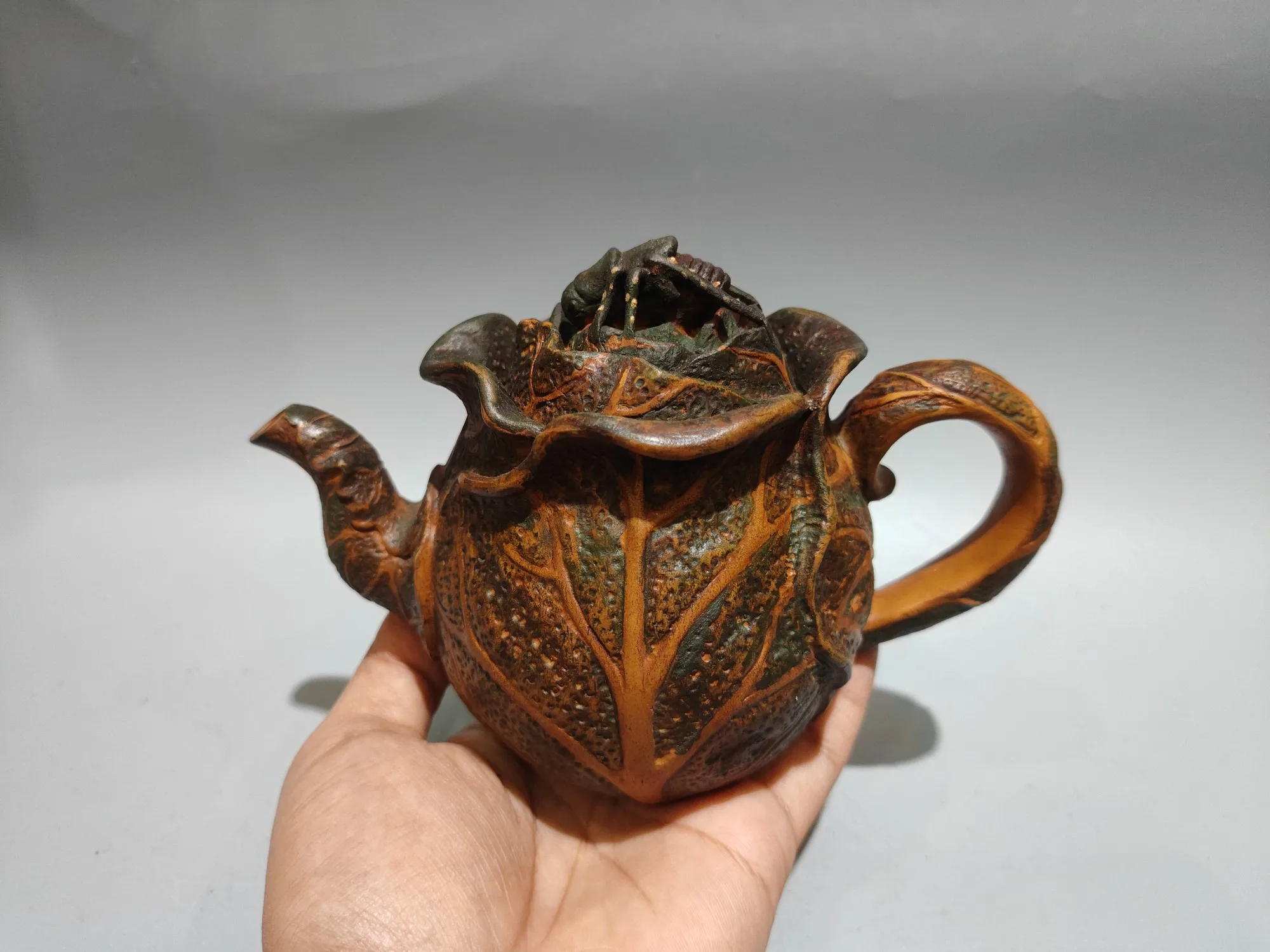 Old Chinese Handicraft Enameled YiXing Zisha Teapot,Cabbage,with mark, Free shipping