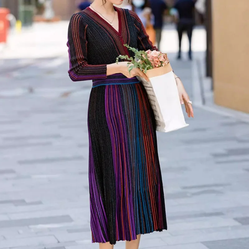 

2025 Autumn new Women's V-neck rainbow striped long-sleeved knitted dress y2k High-quality gold thread elastic slim A-line dress