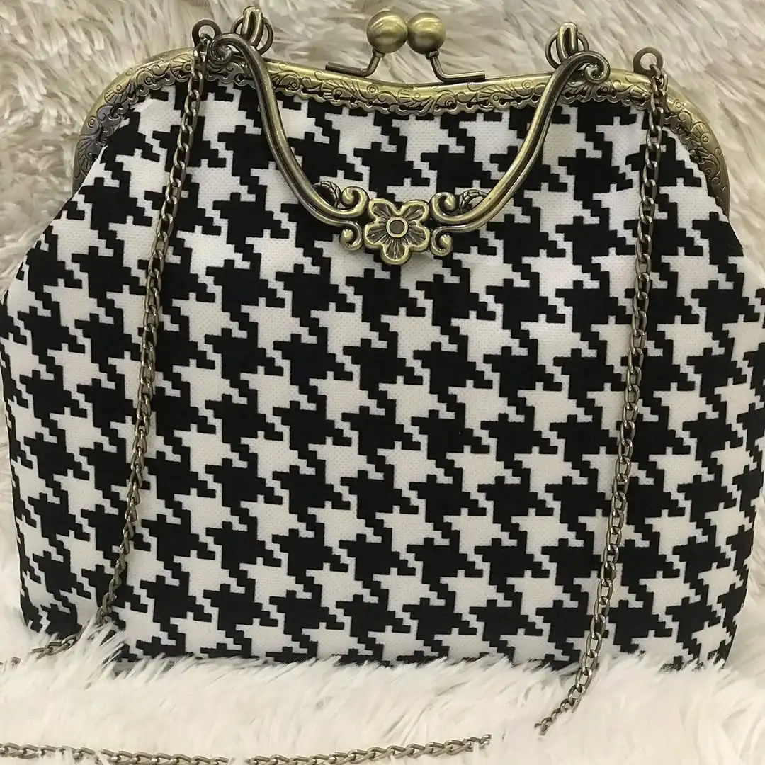 

Lost in Vintage Classic Houndstooth Fabric Bag Kisslock Bag Handmade Bag Cristmas Fabric Purse Shoulder Cross Bags Frame Clutch