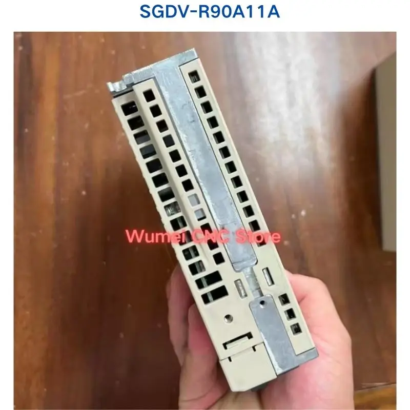 Second-hand test OK Servo Driver SGDV-R90A11A 1 piece If you need other specifications, please consult