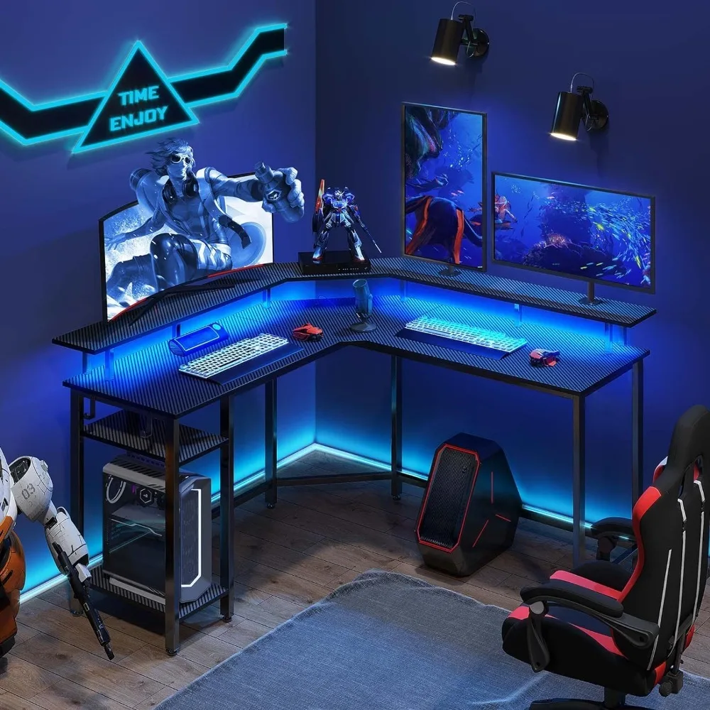 Meja Gaming berbentuk dengan lampu LED & outlet daya, Meja dengan dudukan Monitor penuh & rak penyimpanan