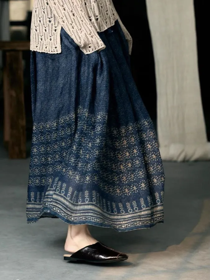 กระโปรงผ้าไหมทัสซาห์พิมพ์ลายสีน้ำเงินสไตล์ศิลปะชาติพันธุ์ ฤดูร้อน 2025 ทรงเอไลน์ ความยาวปานกลาง ผ้าสองชั้น