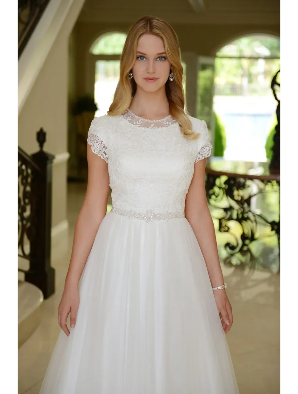 Robe de Mariée Longue et Modeste, avec Manches et lèvent au Dos, Haut en Dentelle, Ceinture Perlée, Jupe en Tulle, pour Patients, Quelle que soit, Nouvelle Collection