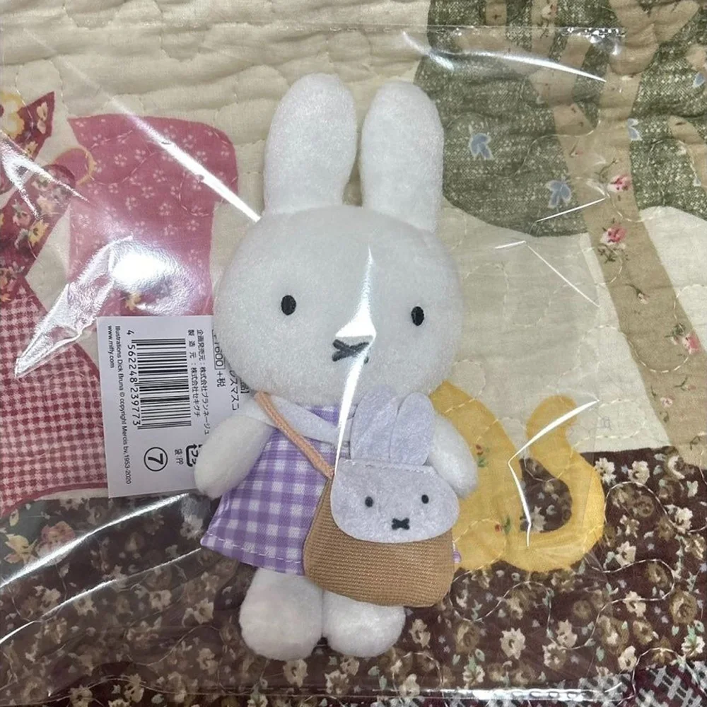 Mignon Miffy Kawaii peluche poupée dessin animé lapin poupée pendentif sac à dos sac à dos ornement jouets en peluche fille cadeau