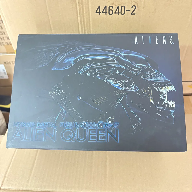 NECA Hybrid Metal #047 Alien Queen PVC Action Figure Collectable
