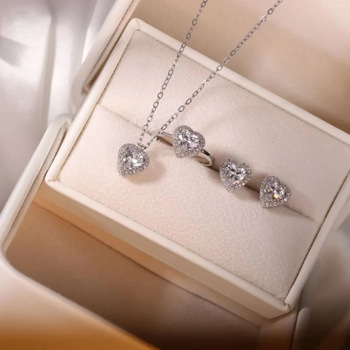 

Trendy Love Heart Rainbow Crystal Three-piece set For Women Gold Silver Color Multicolor Birthstone Jewelry Mother's Day Gift