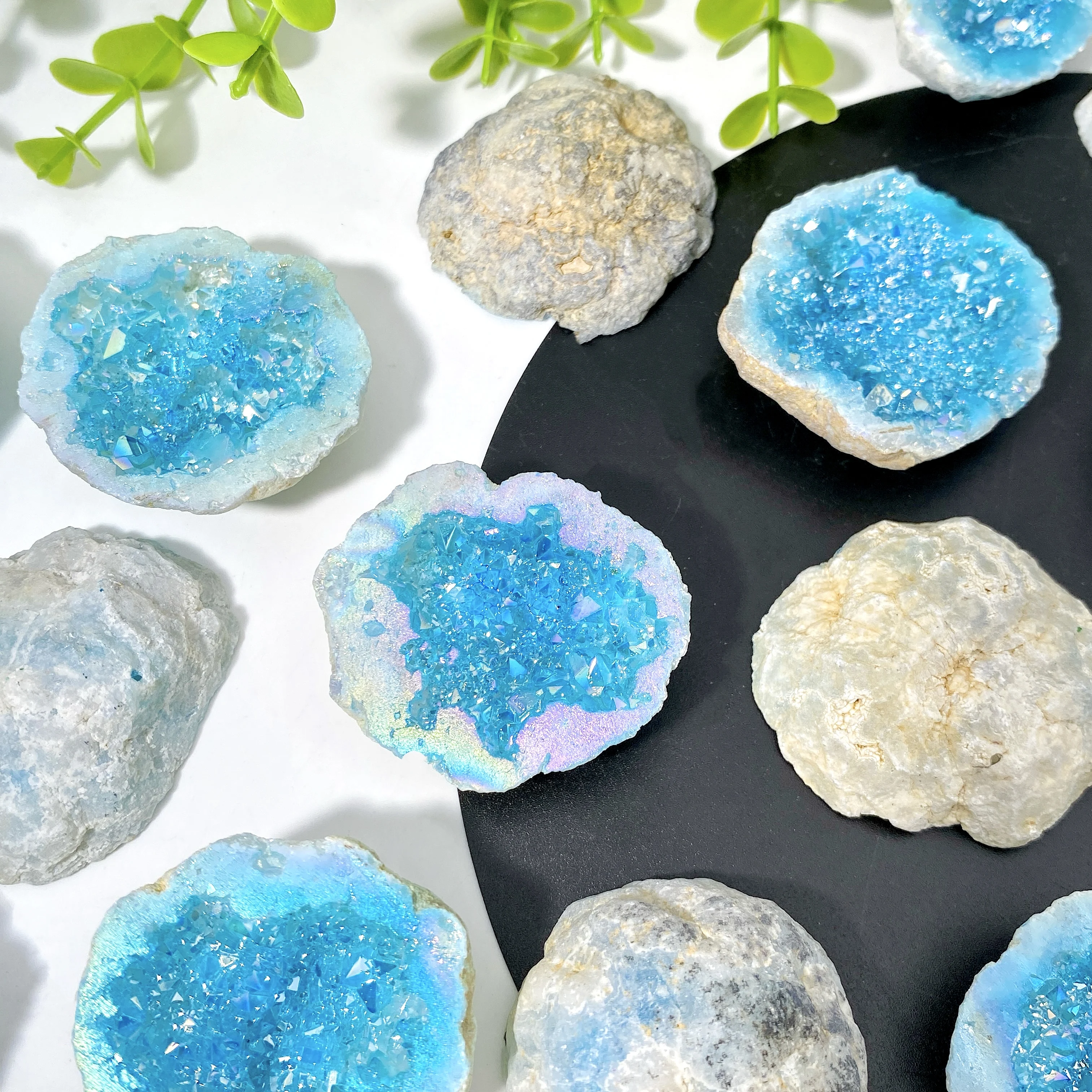 1 unidad de piedra cruda de ágata blanca de aura azul aleatoria de alta calidad, piedra cruda de cristal Natural, regalo de cumpleaños, regalo de mujer, decoración de escena.