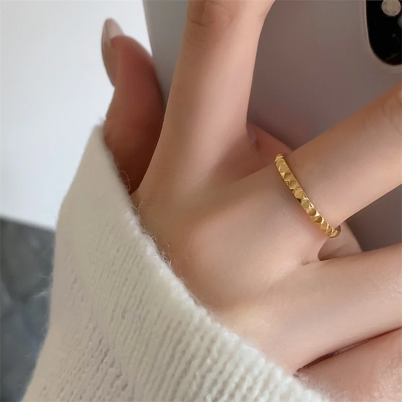 Stainless Steel Rivet Rings Punk Charm Pyramid & Dangle Circle Rings For Men Women Minimalist Jewelry for Wedding Gift