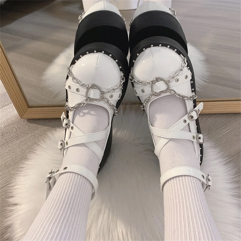 Spicy Girl Love Chain Black White Pu Strap Round Head Lolita Shoes Heavy-bottomed Cosplay Anime Sweet Girls Lolita Shoes Loli