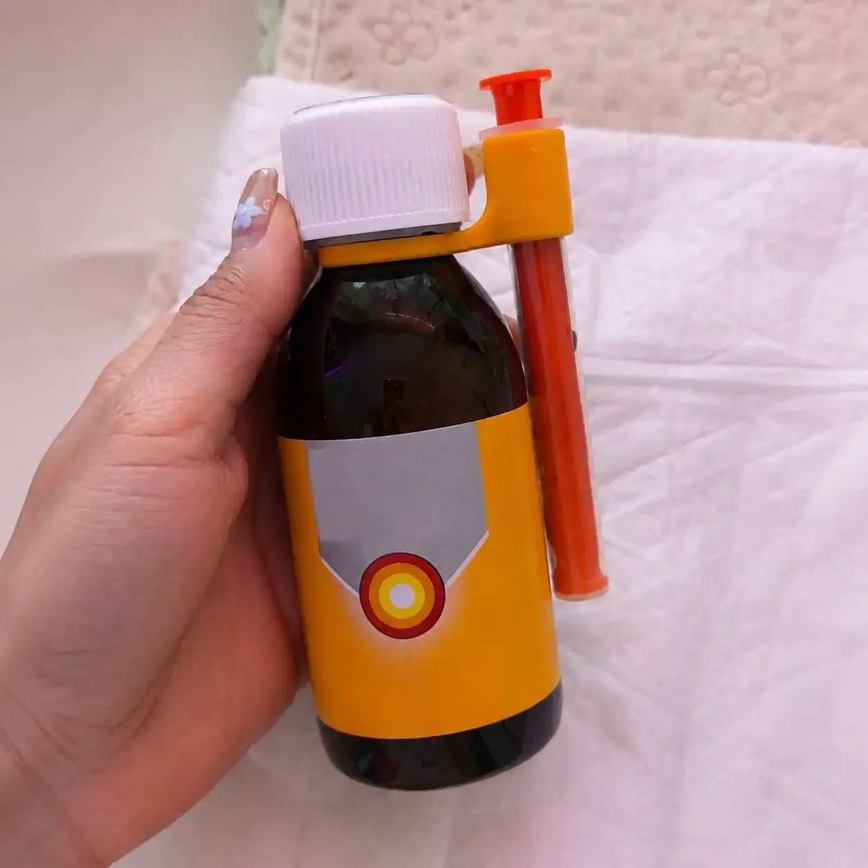 Syrupflaschen-Spritzenhalter-Clip, Spenderhalterung, Küchen- und Bar-Aufbewahrungshalterung für Flüssigkeitsflaschen – Detail 14