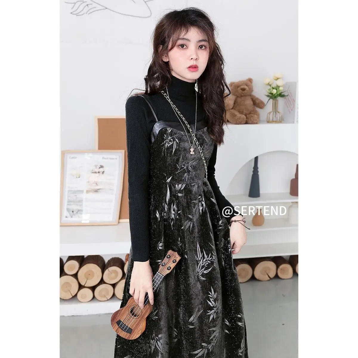 Autumn and Winter Annual Meeting Fine Flash Dress Thickened Floral Strap Skirt Bottom Minimalist Shirt Two Piece Women's Suit