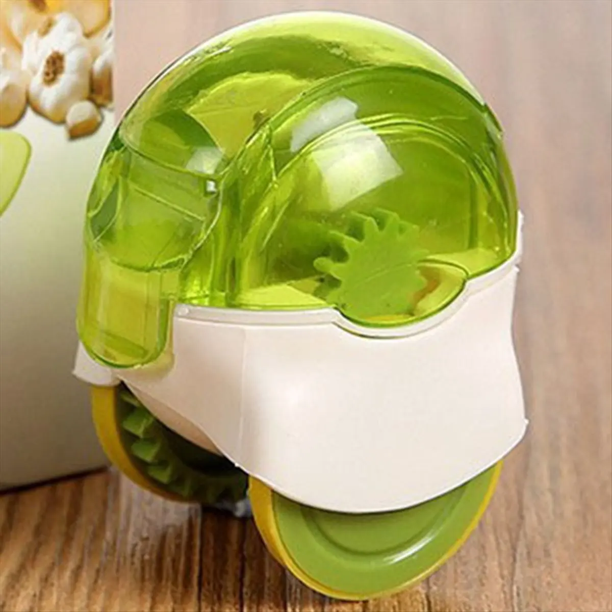 ABNH Roller Garlic Cutter Manual Mini Household Convenient Kitchen Gadget Garlic Masher Garlic Press