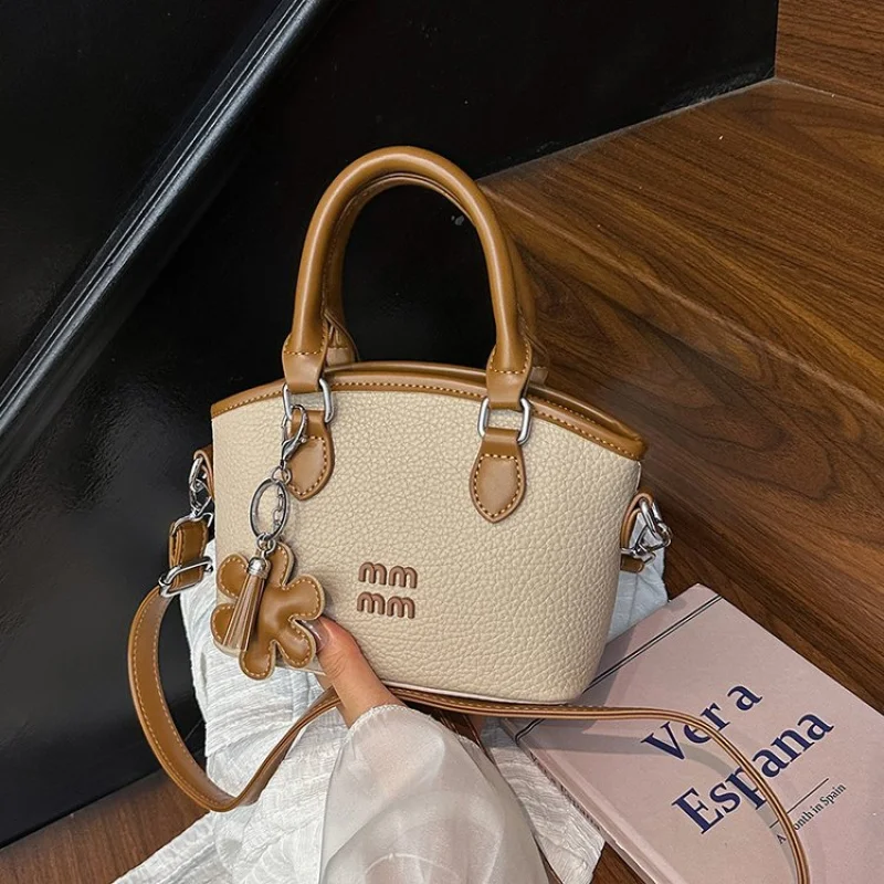 

Trendy Unique Large Capacity Messenger Bag Women's High-End Leather Tote Crossbody Purse Commuter Design