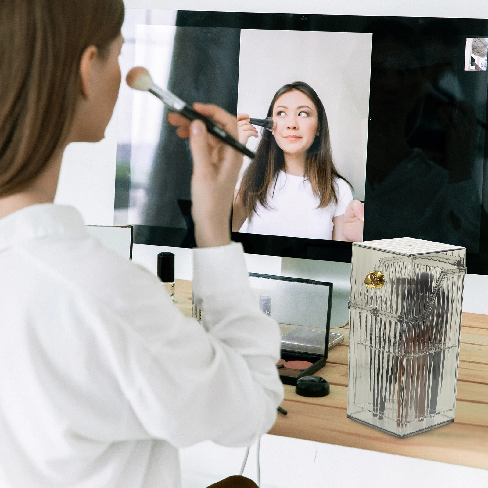 

Makeup Brush Holder Organizer Premium Material Stable Base Desktop Brush Storage Container Makeup Supply Organizer