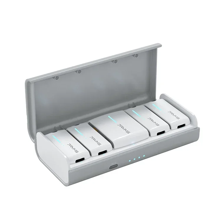 

New New Product COMICA COMICA DW40 One-to-four Wireless Microphone