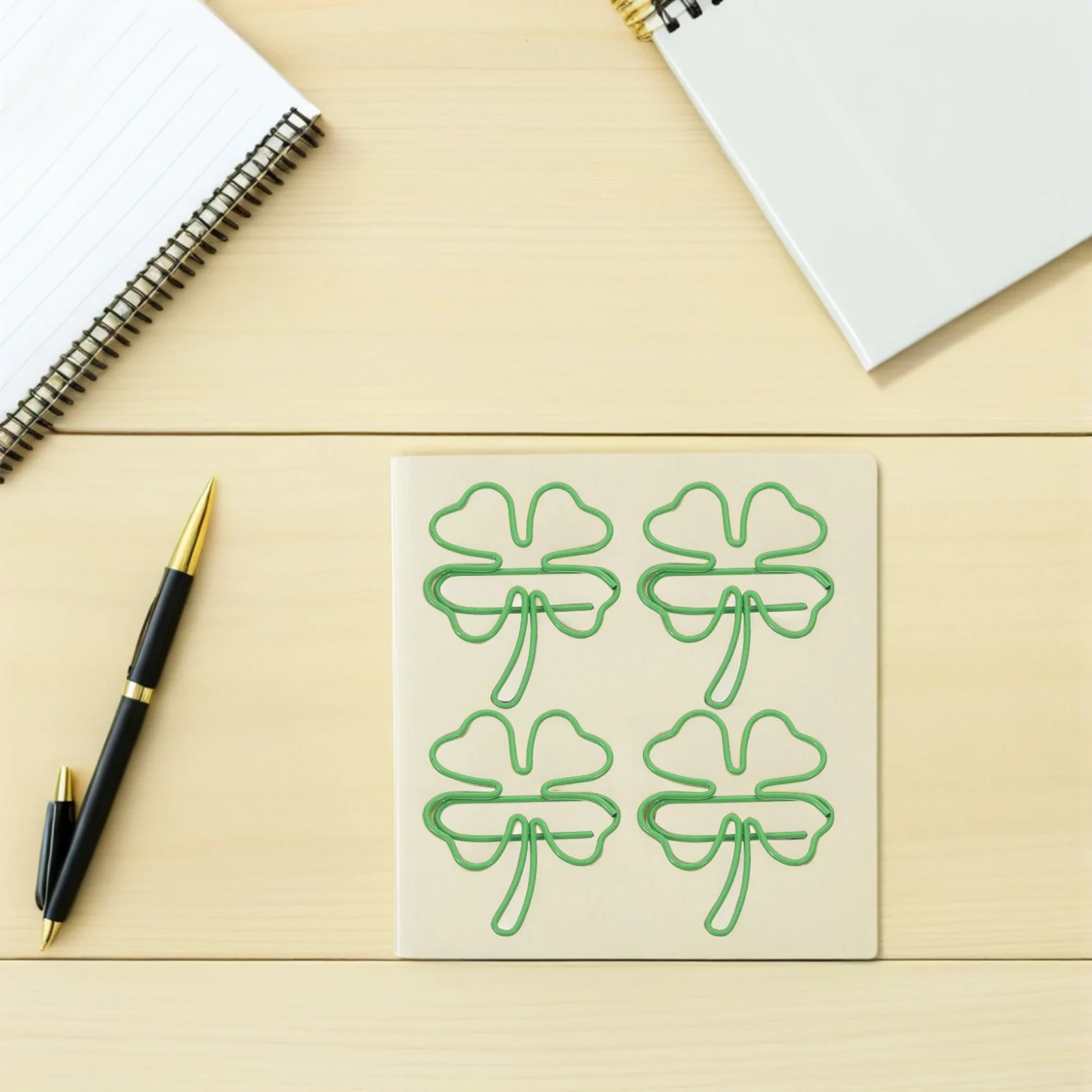 

30Pcs Four-Leaf Paper Clips Shamrock Shaped Cute Decorative Paperclips Multifunctional Office Supplies for Notes Photos