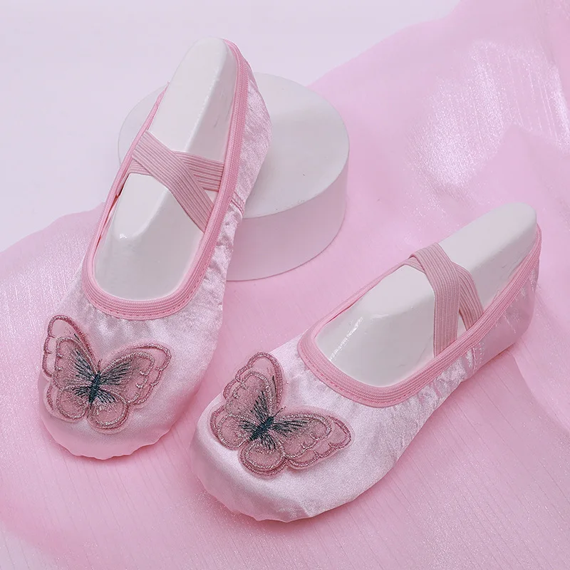 

Girls Dancing Shoes Soft-soled Practice Children's Ballet Baby Cute Stage Performance Cat Paw Shoes