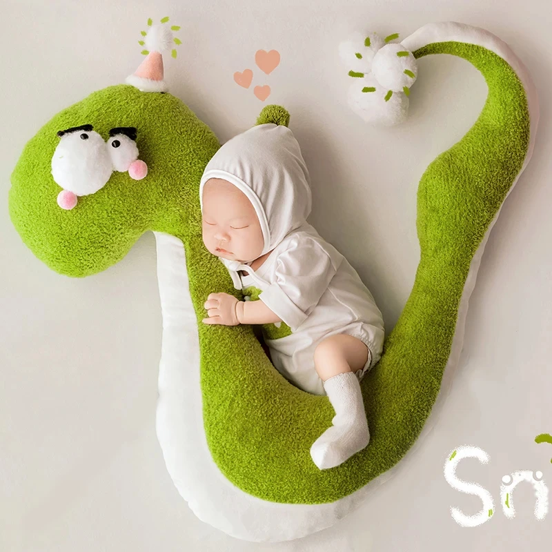 Snake Theme Baby Photography Clothing Cartoon Baby Boy Jumpsuit Hat Socks 4pcs/Set Green Snake Doll Photo Shooting Accessories