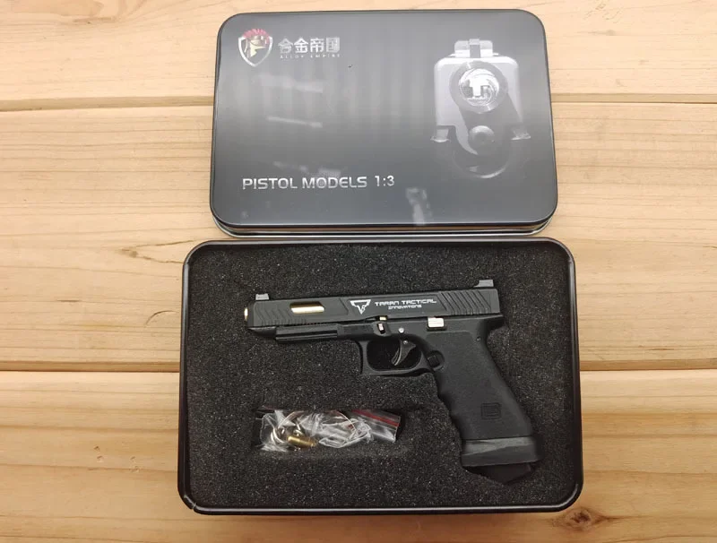 1:3 Alloy Empire Glock 34 TTI Rapid Pursuit 2 Guns Model Metalowy futerał do rzucania Brelok do kluczy Nie można uruchom