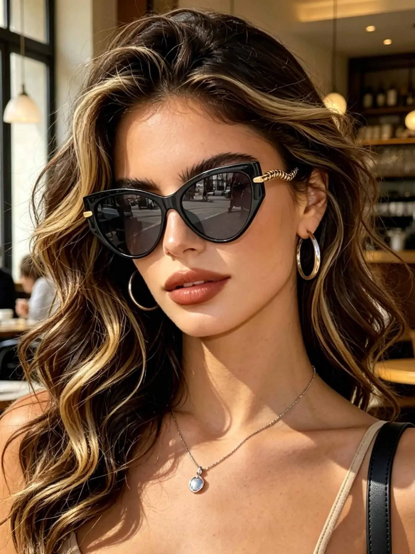 Modische Cat-Eye-Sonnenbrille mit Kettenbügel-Design für Outdoor-Reisen, Fotografie und Autofahren - Sonnenbrille im europäischen Stil