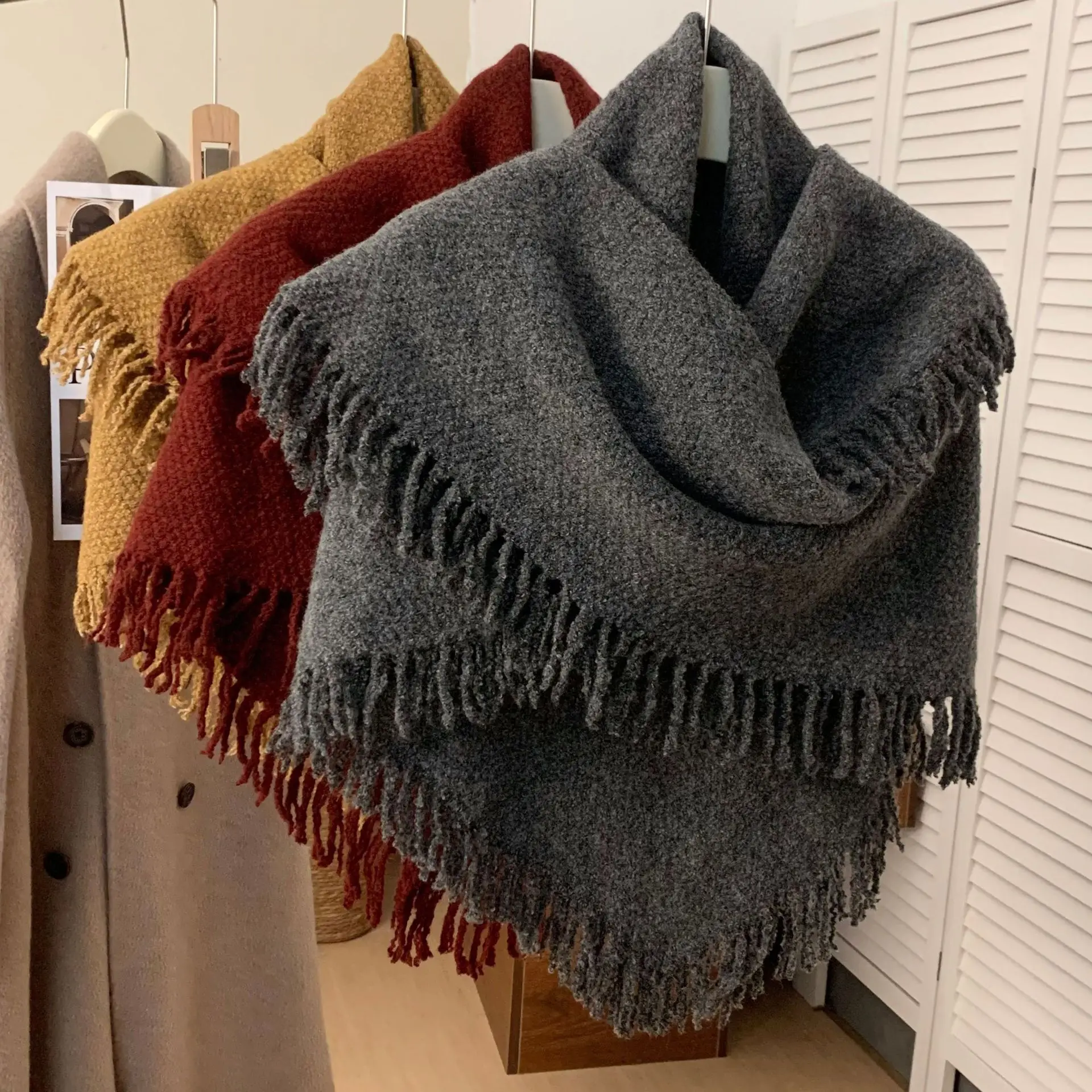 Autumn and Winter Scarf Fashion Neck Protection Warm Solid Color Tassel Triangle Scarf Knitted Big Shawl Women Outer Shawl Wraps