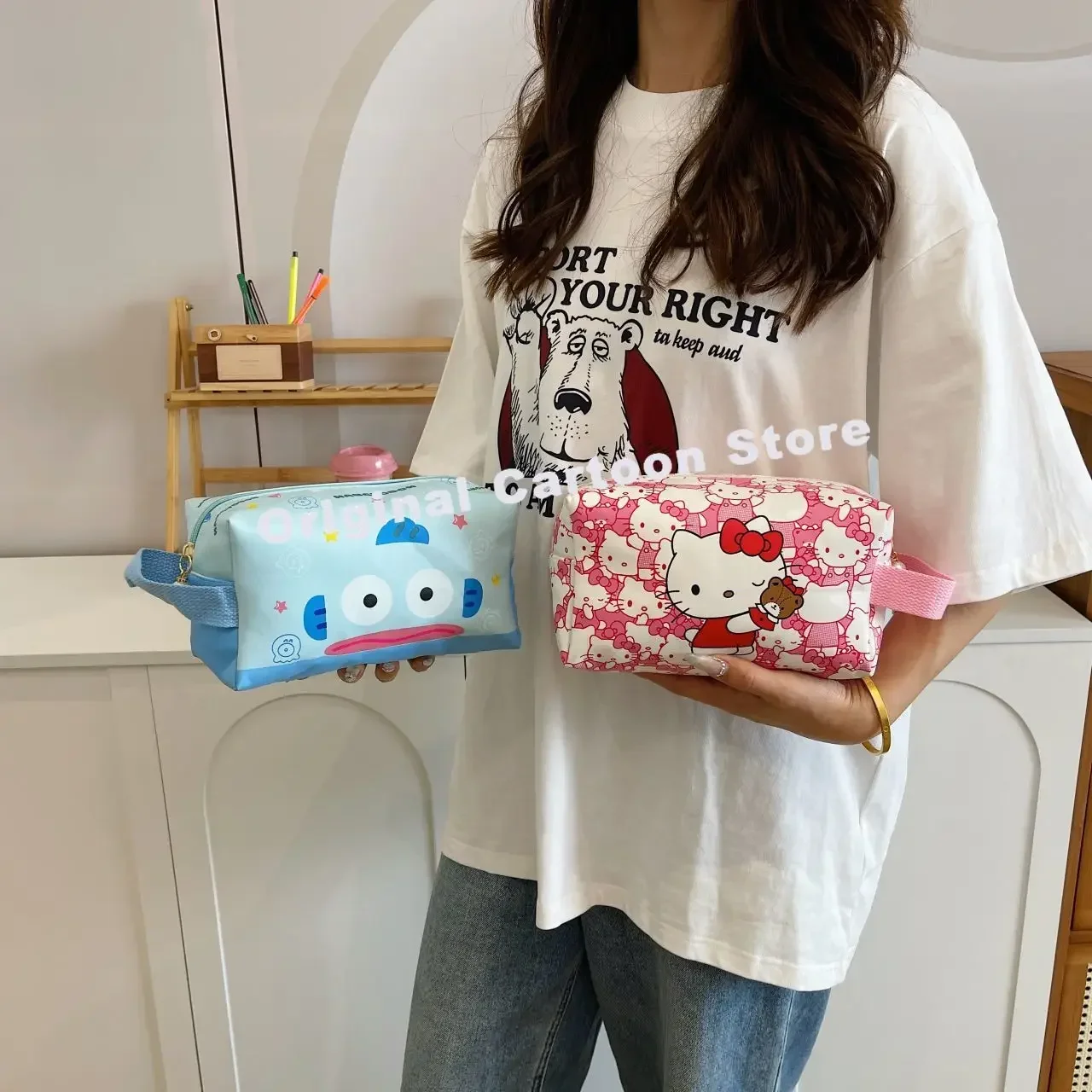 

Hello Kitty Sanrio Kuromi Style Personality Cartoon Leisure Cute Wrist Student Toiletry Storage Bag Large Capacity Clutch Bag