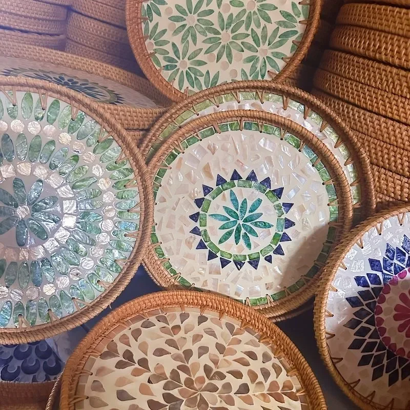 Nordic Rattan Fruit Bowl Tray 30cm, Woven Round Shell Design Snack Serving Plate for Coffee Table, Natural Home Decor Organizer