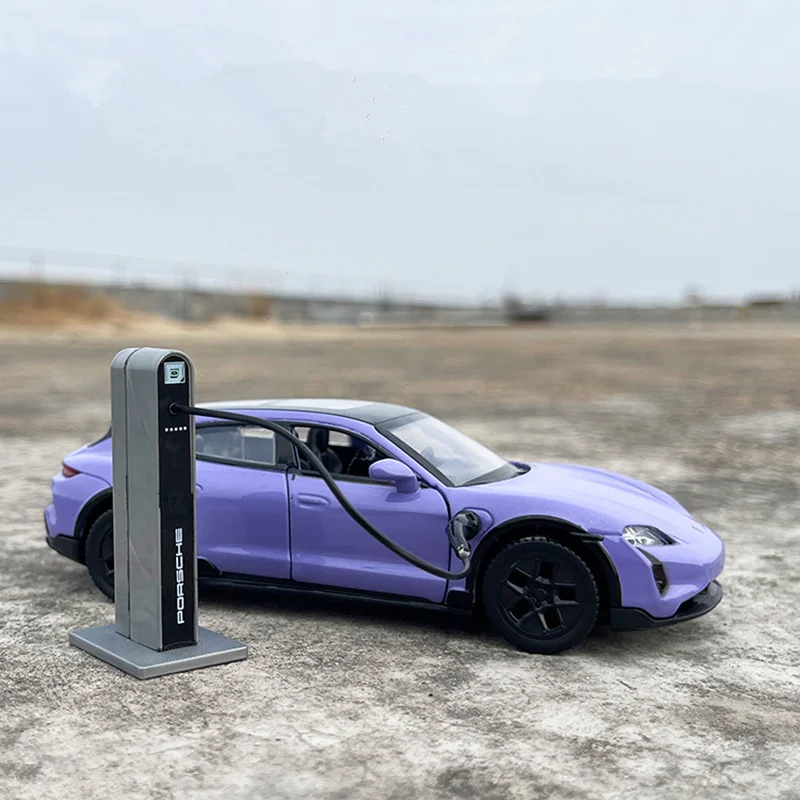 

1/36 Porsche Taycan Turbo S Coupe, модель автомобиля из сплава, литая под давлением металлическая модель автомобиля новой энергии, звук и свет, детская игрушка в подарок