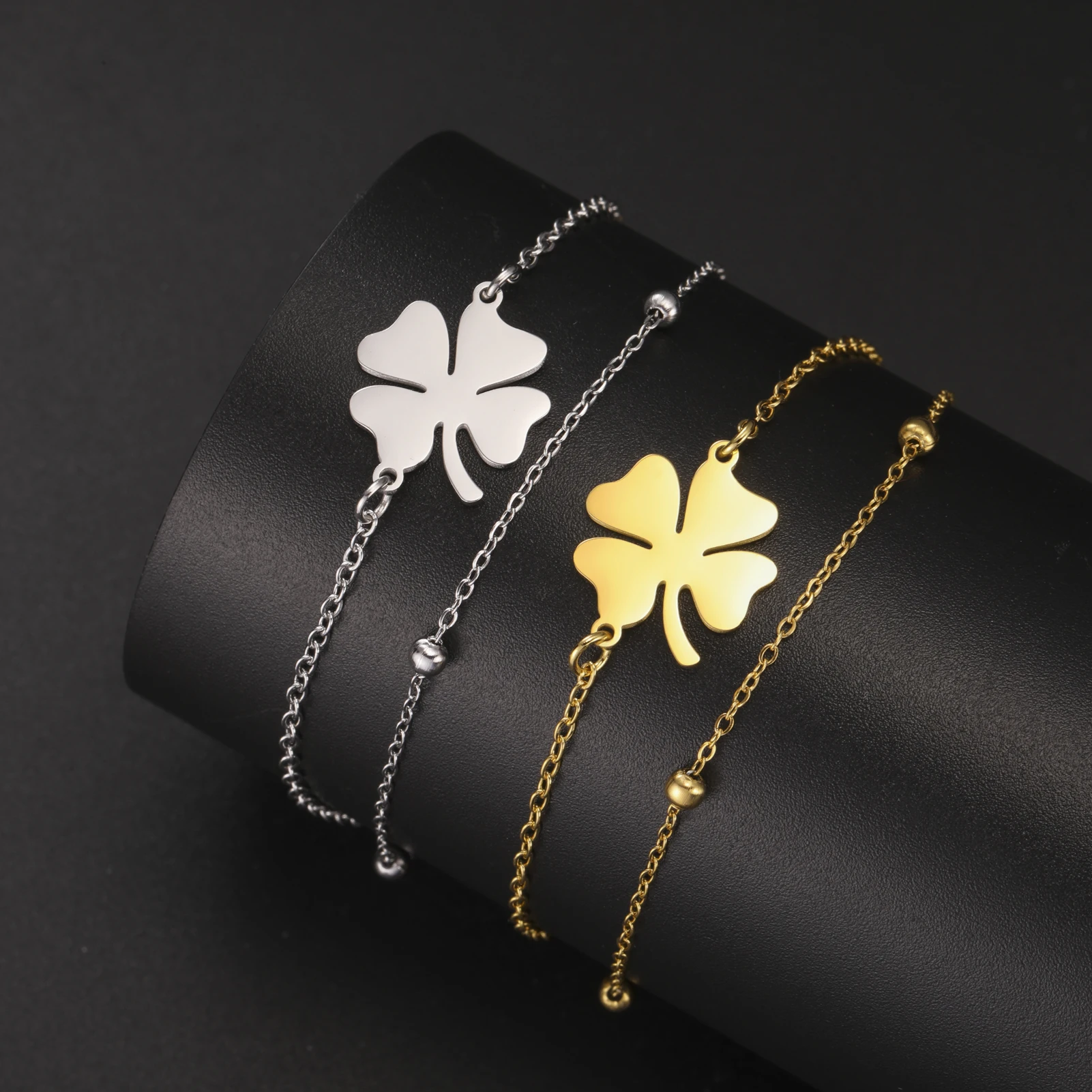 Skyrim Edelstahl Vierblättriges Kleeblatt Charm-Armband für Frauen, Schwarzes Rotes Seil Handarmband, Glücksbringer Modeschmuck Geschenk – Detail 16