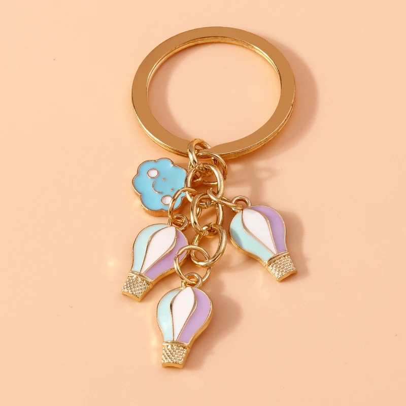 Cute Enamel Hot Air Balloon Keychain Cloud Key Rings Pendants for Men Women Key Holder Handbag Charms Pendants DIY Jewelry Gifts