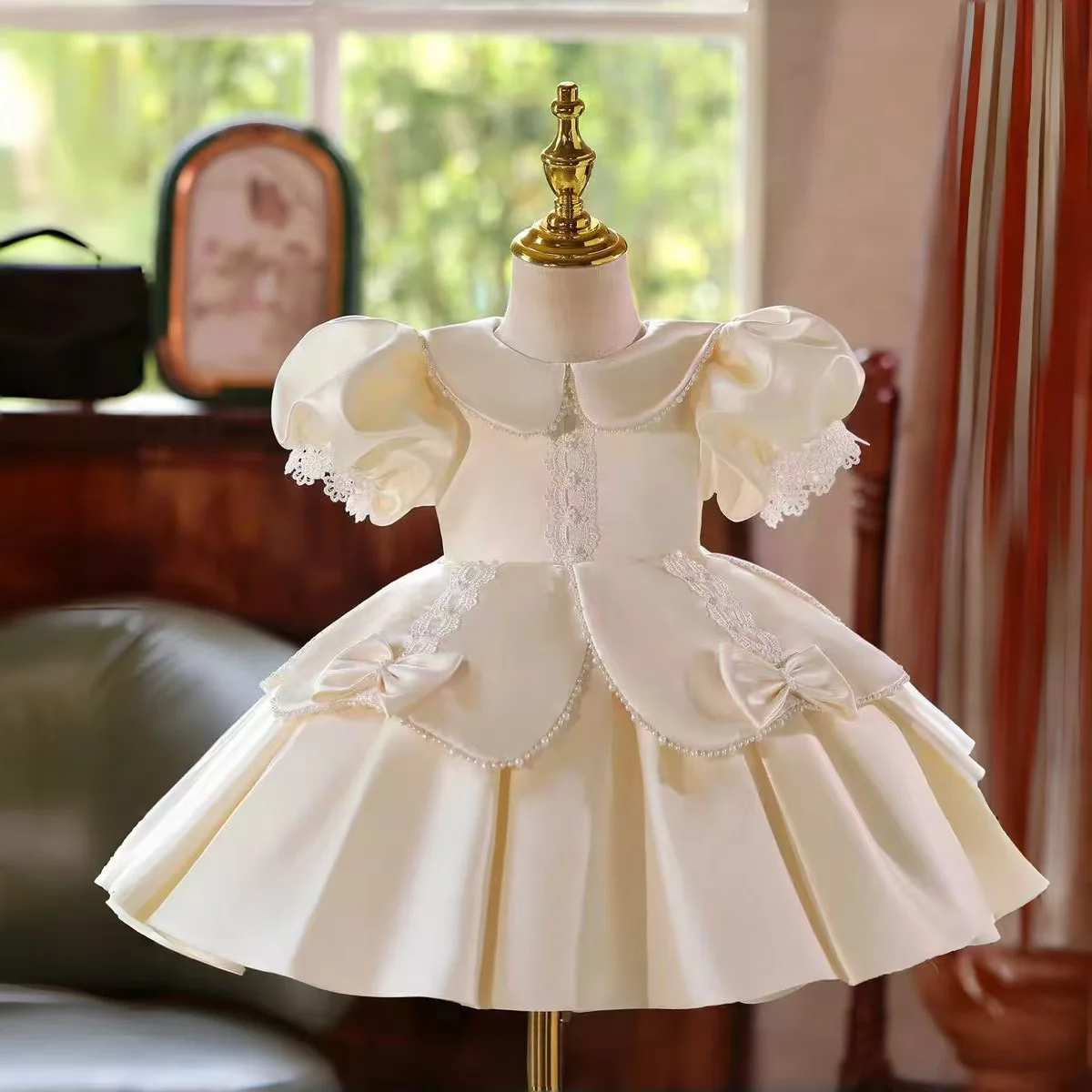 جيل ويش J406 ساتان عاجي بأكمام منتفخة فستان فتاة الزهور للأطفال ثوب مسائي أنيق لحفلات الزفاف وأعياد الميلاد