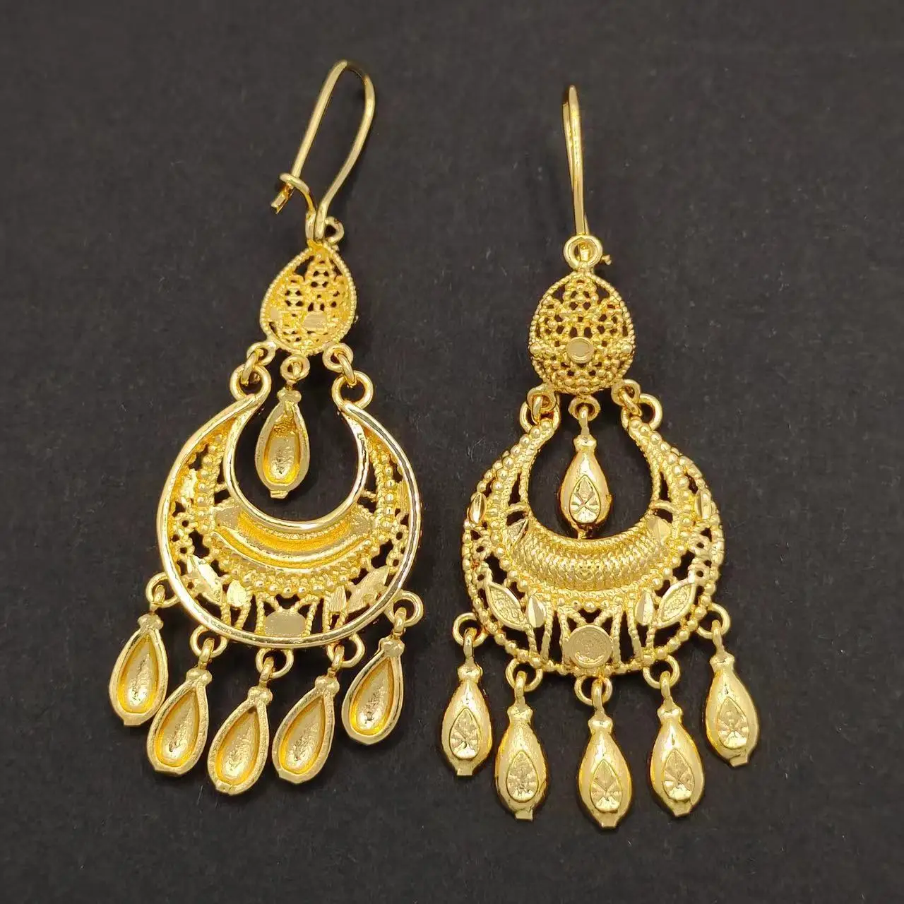 Luxury Golden Tassel Earrings For Women Trend 2024 Vintage Boho Copper Crafted Hanging Earring Elegant Indian Jewelry Party Gift