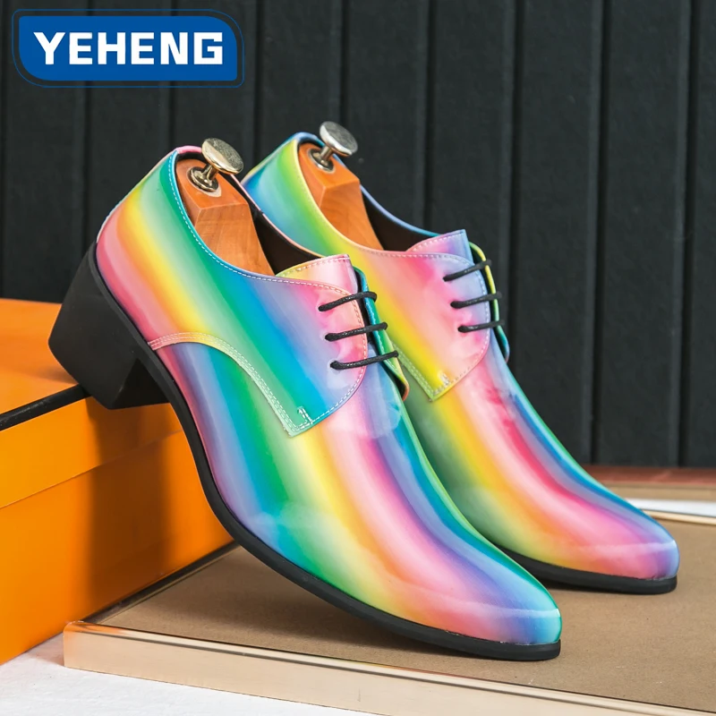 

Модные вечерние модельные кожаные туфли Мужские цветные деловые дизайнерские свадебные туфли для мужчин Клубные туфли Туфли на высоком каблуке