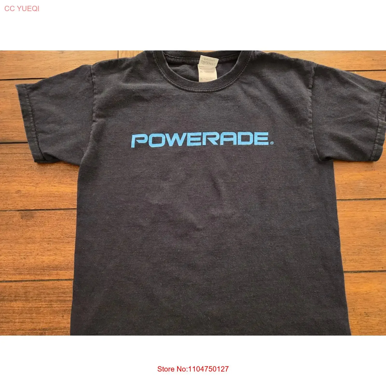 Camiseta Powerade Best Buy, tamanho M, vintage, lavada, versátil, com estampa gráfica, unissex, ligeiramente confortável, respirável, moderna e estilosa.