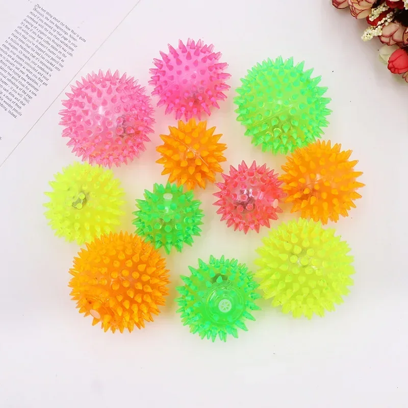 Dog Toys Luminous Sound Toy Bouncy Ball Pet Toy Flash Thorn Ball Molar Tooth Cleaning Toy Cat Dog Accessories