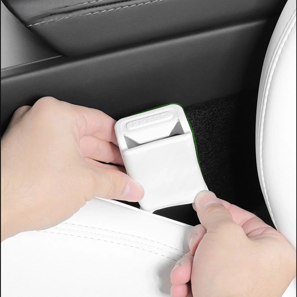 

Для Tesla Model Y Juniper 2020-2025 силиконовая защита переднего ремня безопасности, полное покрытие для модели 3, базовые чехлы с пряжкой ремня безопасности