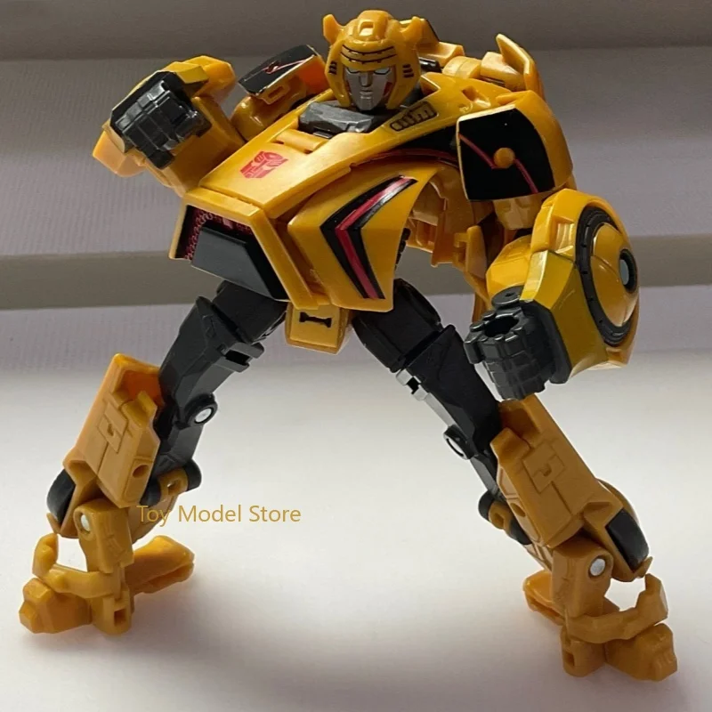 재고 Takara Tomy 트랜스포머 SS-GE 01 D 클래스 범블비 프리미엄 액션 피규어, 소장용 장식품, 인기 장난감 자동차 선물