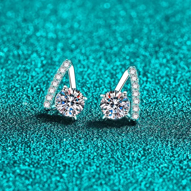 S925 Sterling Silver Stud Earrings for Women Stunning Inverted V Shaped 0.5CT Moissanite Timeless Beauty Fine Jewelry