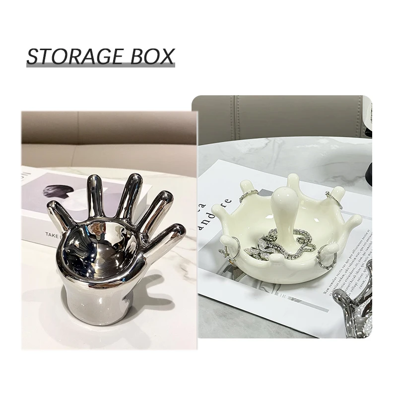 

Hand Shaped Jewelry Display Stand for Rings/Necklaces/Bracelets Girl Friend Gift Jewelry Organizer