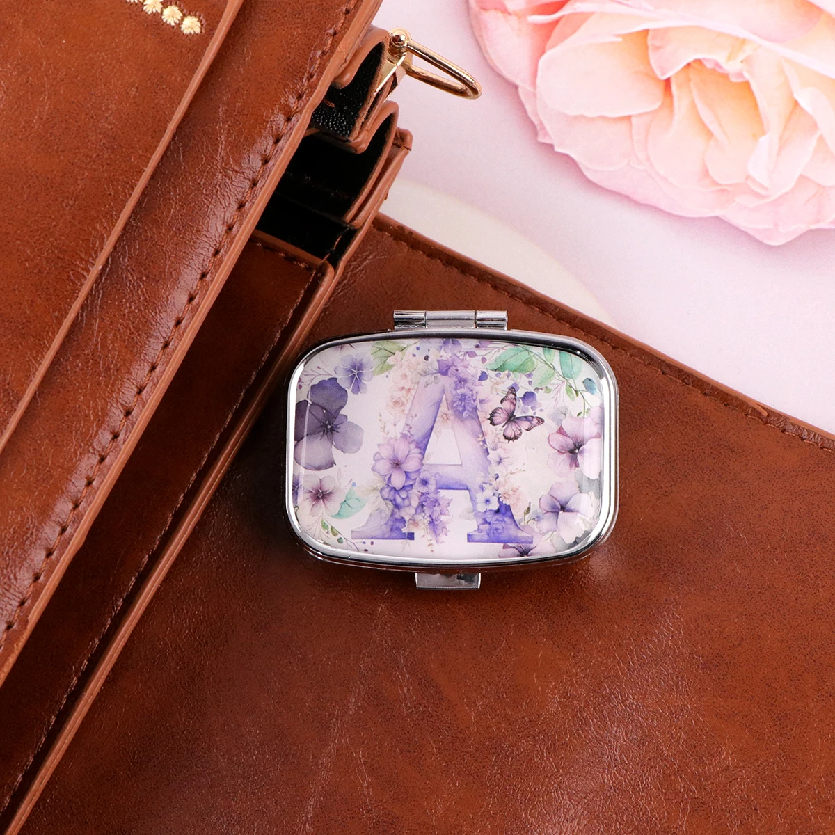 Letter Metal Medicine Box Flower Pill Packaging Case Health Products Moisture Resistant Storage Case Personalized Fashion Casket