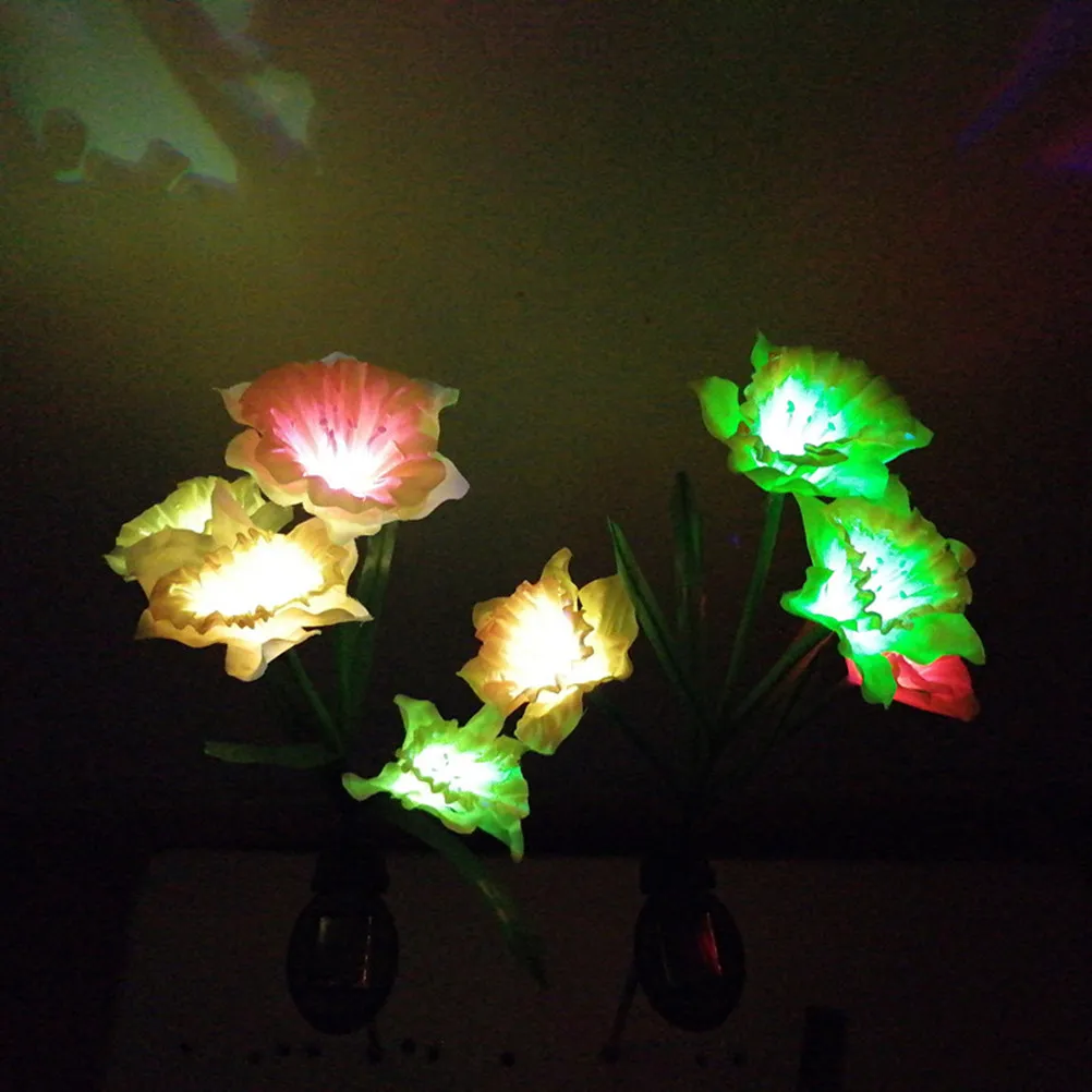 Solar Daffodil Flower Lights 2 Pack Waterproof LED Garden Stake Lamps for Yard Lawn Pathway Decor