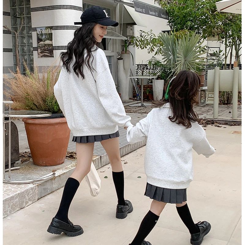 Family Shirt 2023 New Same Mom And Daughter Clothes Dad And Son Equal Clothing Korean Fashion Women Children Matching Sweatshirt