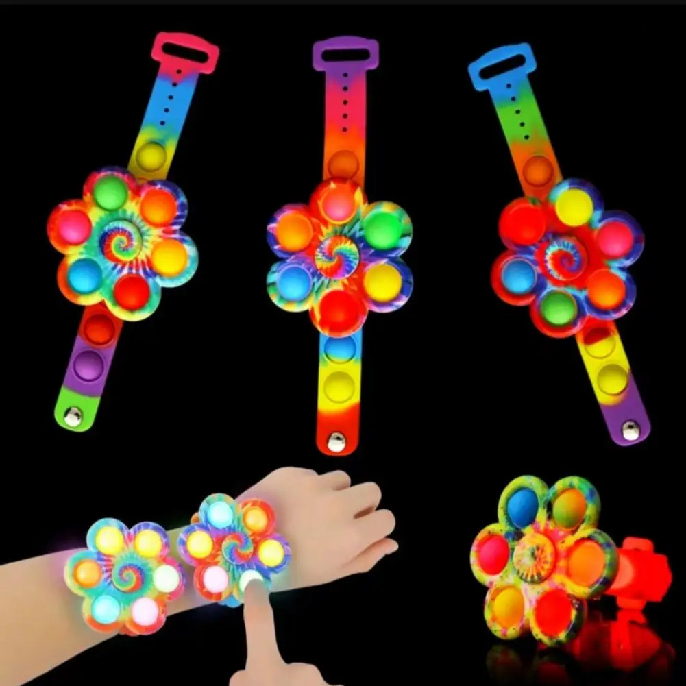 Led Fidget Spinner Toy 12 pezzi Led Light Up Fidget Spinner Bracciali per bambini Regali di compleanno Forniture per feste Carnevale per l'aula