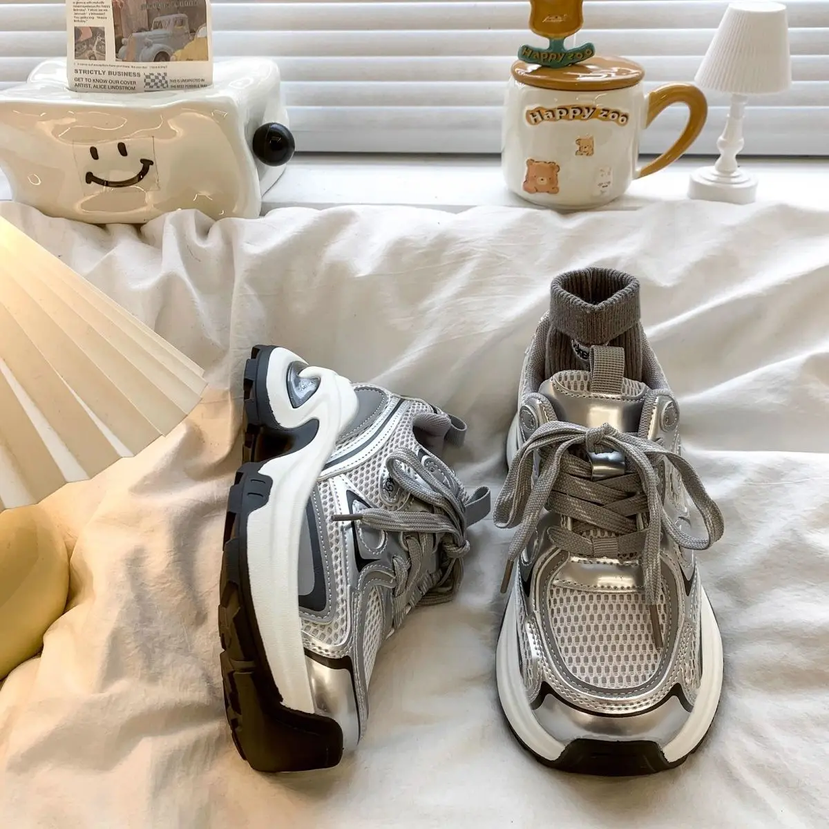 

Women's Height Increasing Chunky Platform Dad Shoes 2025 Spring Retro Casual Street Sneakers