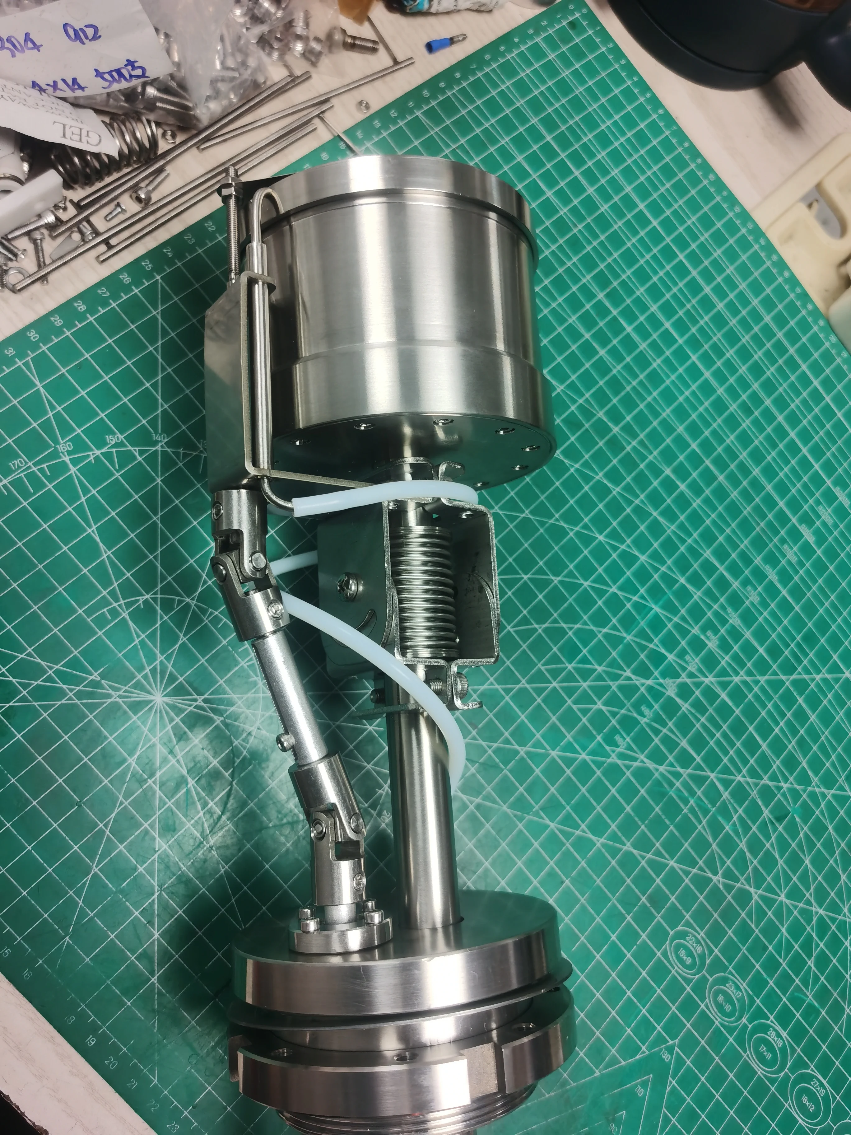 4 inch Planar Magnetron Target Gun with Shield – Water-Cooled for Industrial PVD Coating