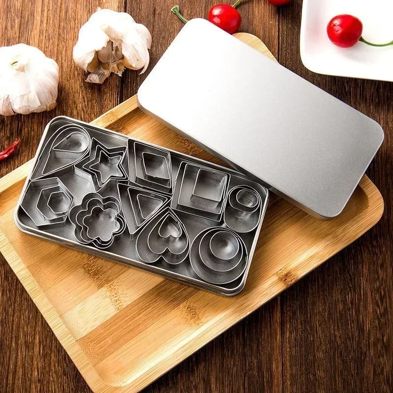 30Pcs Stainless Steel Mold Heart Star Flower Geometric Shape Cookie Cutters Chocolate Cake Molds Fondant Biscuit Pastry Bakeware