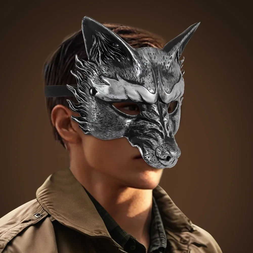 

Punk Wolf Halloween Mask Half Face Foam Masquerade Mask Dress Up Props Animal Cosplay Mask Carnival
